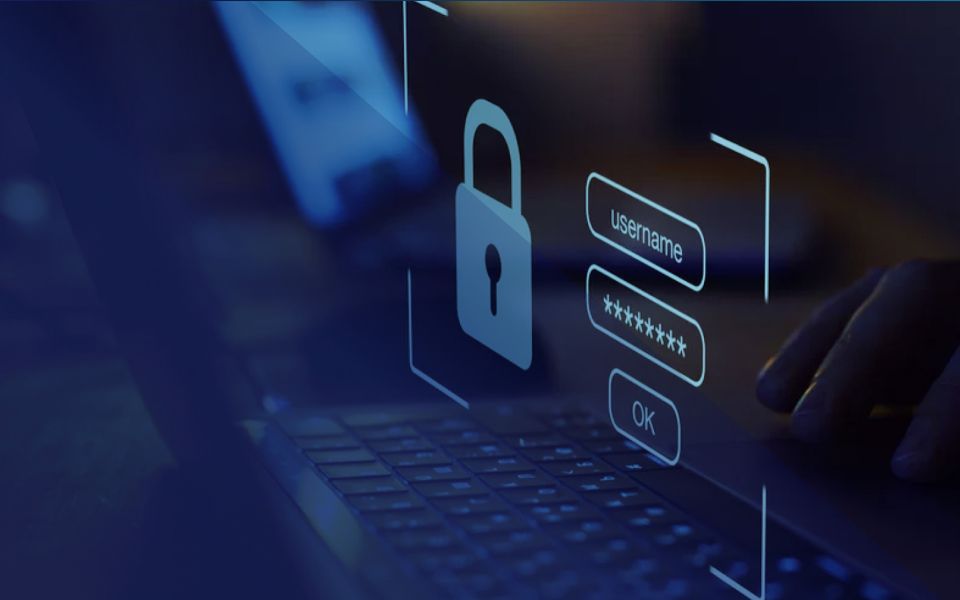 Essentiële websitebeveiligingspraktijken om je online aanwezigheid te beschermen